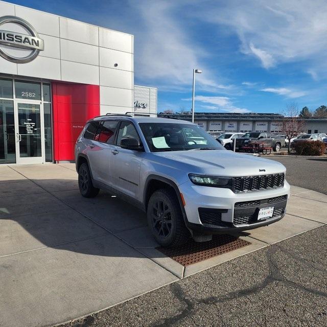 used 2024 Jeep Grand Cherokee L car, priced at $40,397