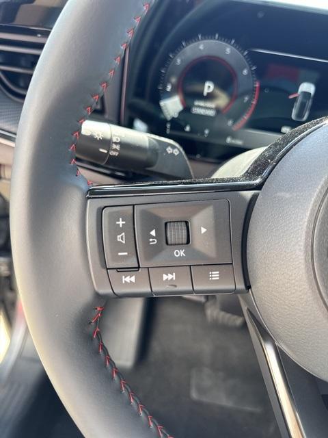 new 2025 Nissan Kicks car, priced at $29,010