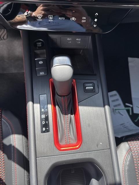 new 2025 Nissan Kicks car, priced at $29,010