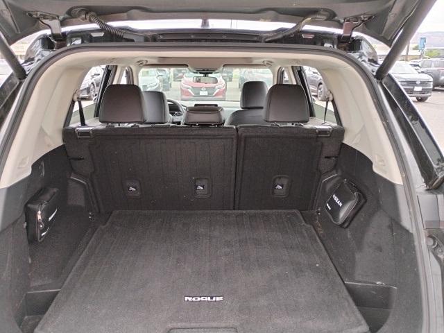 used 2022 Nissan Rogue car, priced at $25,057