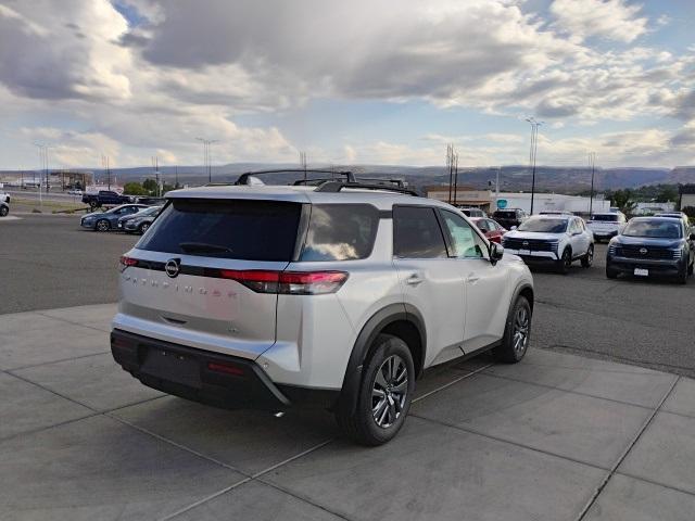 new 2025 Nissan Pathfinder car, priced at $39,145