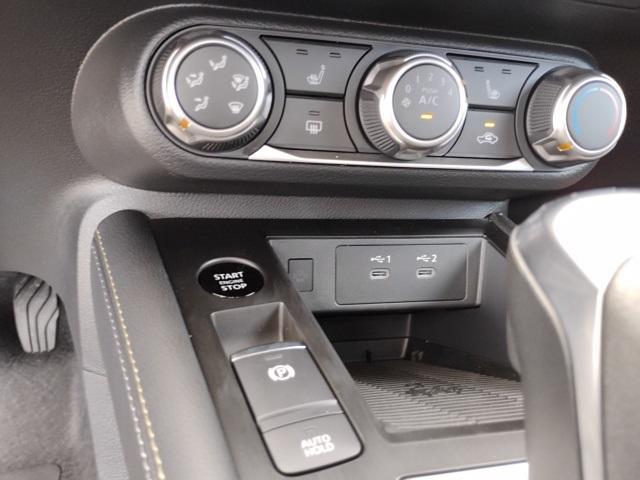 new 2025 Nissan Kicks car, priced at $28,025