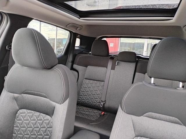 new 2025 Nissan Kicks car, priced at $28,025