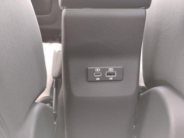 new 2025 Nissan Kicks car, priced at $28,025