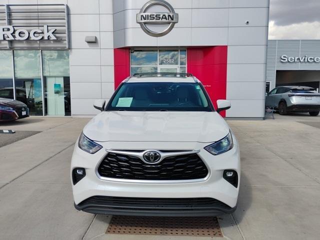 used 2021 Toyota Highlander car, priced at $34,418