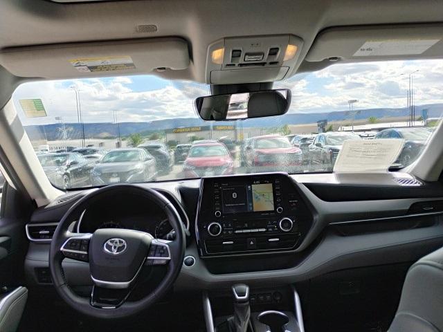 used 2021 Toyota Highlander car, priced at $34,418
