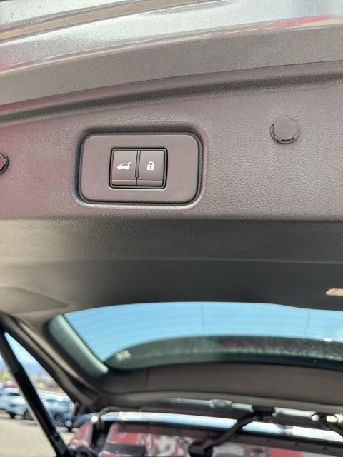 new 2025 Nissan Pathfinder car, priced at $45,985