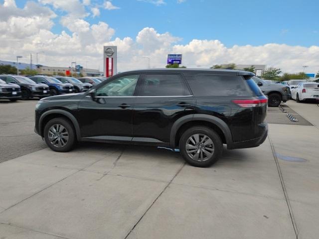 used 2023 Nissan Pathfinder car, priced at $31,124