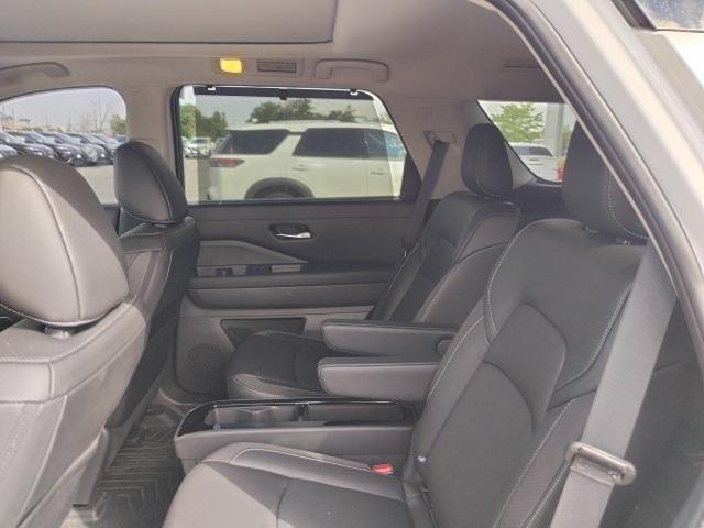 used 2023 Nissan Pathfinder car, priced at $37,922