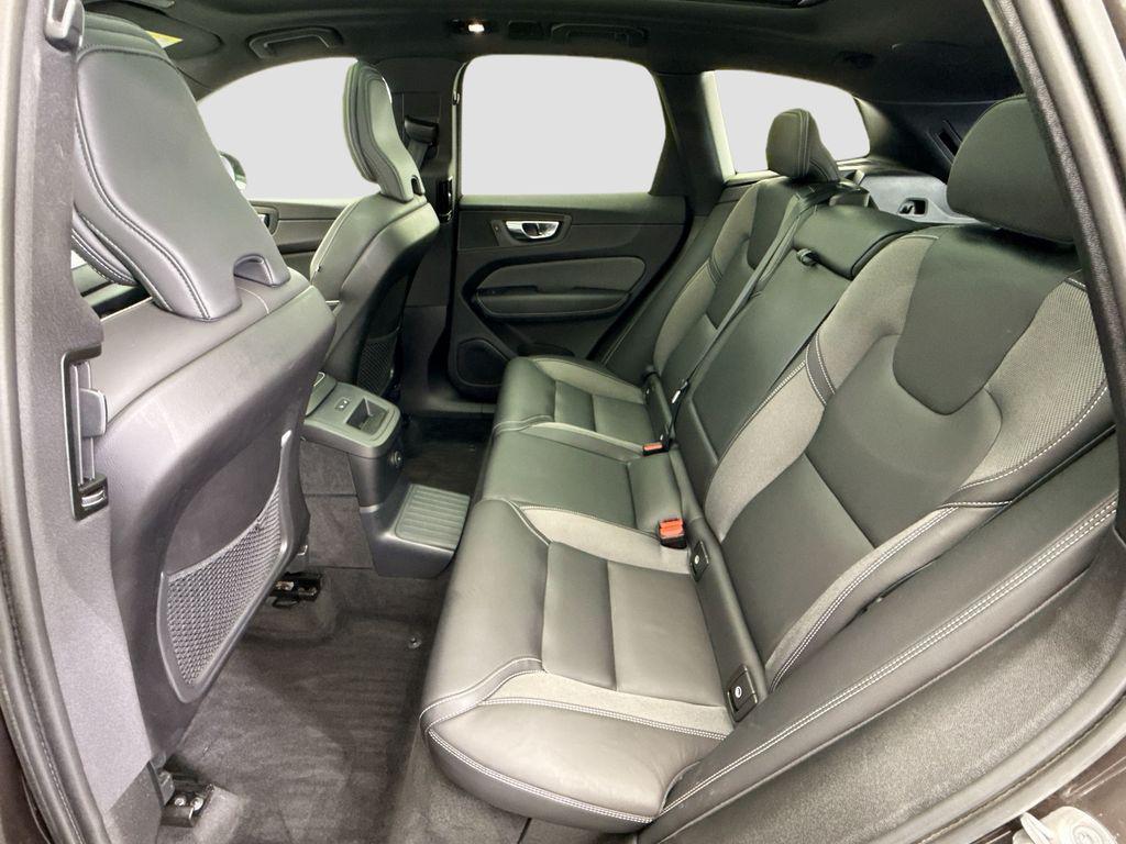 used 2022 Volvo XC60 Recharge Plug-In Hybrid car, priced at $37,900