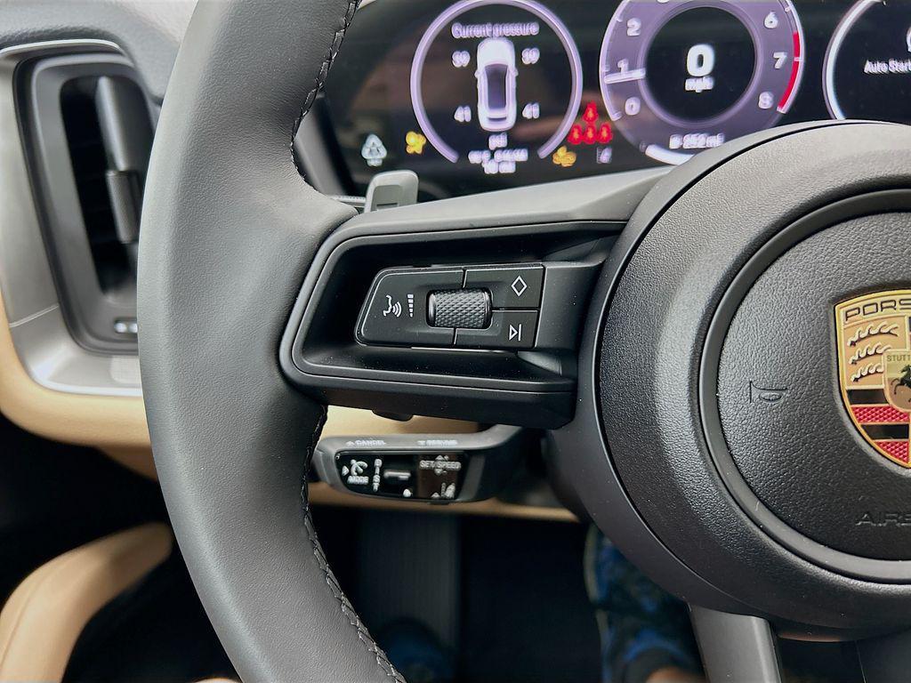 new 2025 Porsche Cayenne car, priced at $108,975