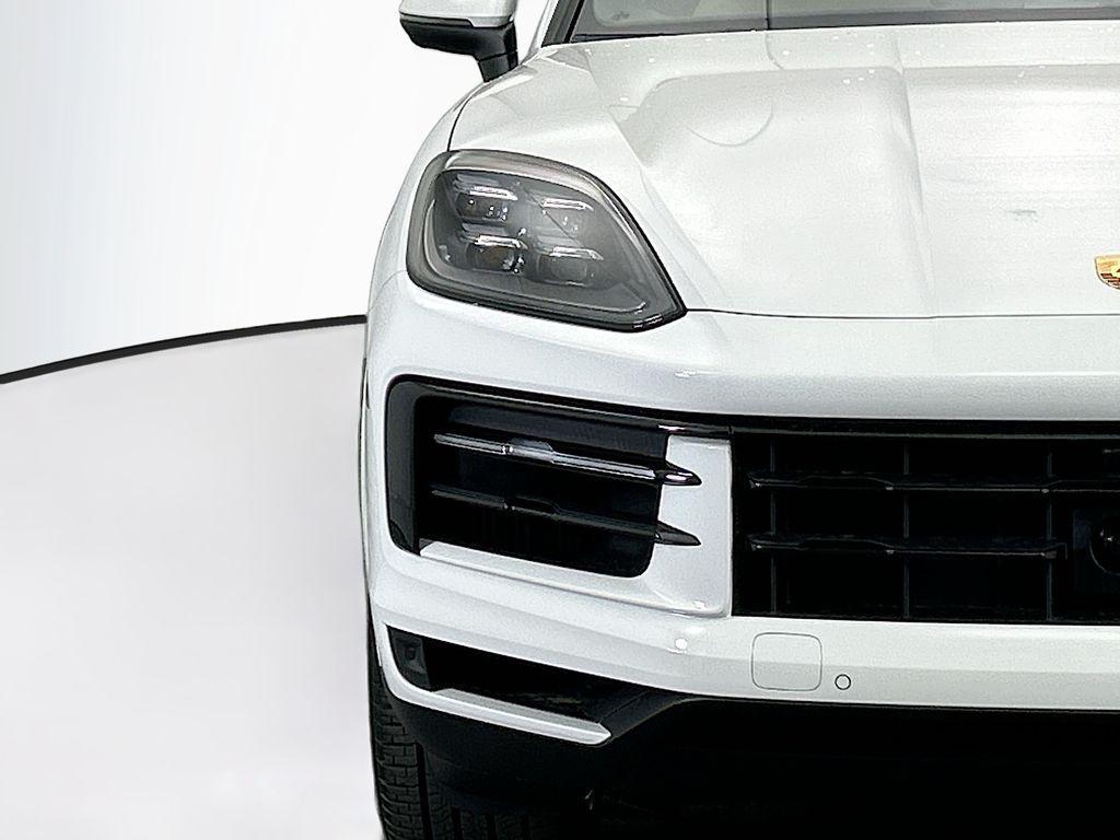 new 2025 Porsche Cayenne car, priced at $108,975