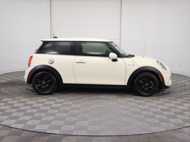 used 2018 MINI Hardtop car, priced at $18,500