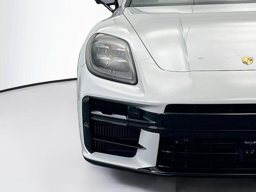 new 2026 Porsche Panamera car, priced at $189,210