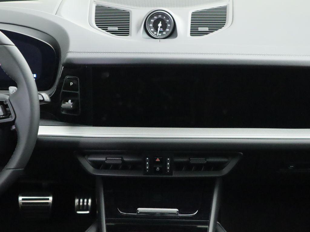 new 2025 Porsche Cayenne car, priced at $147,665