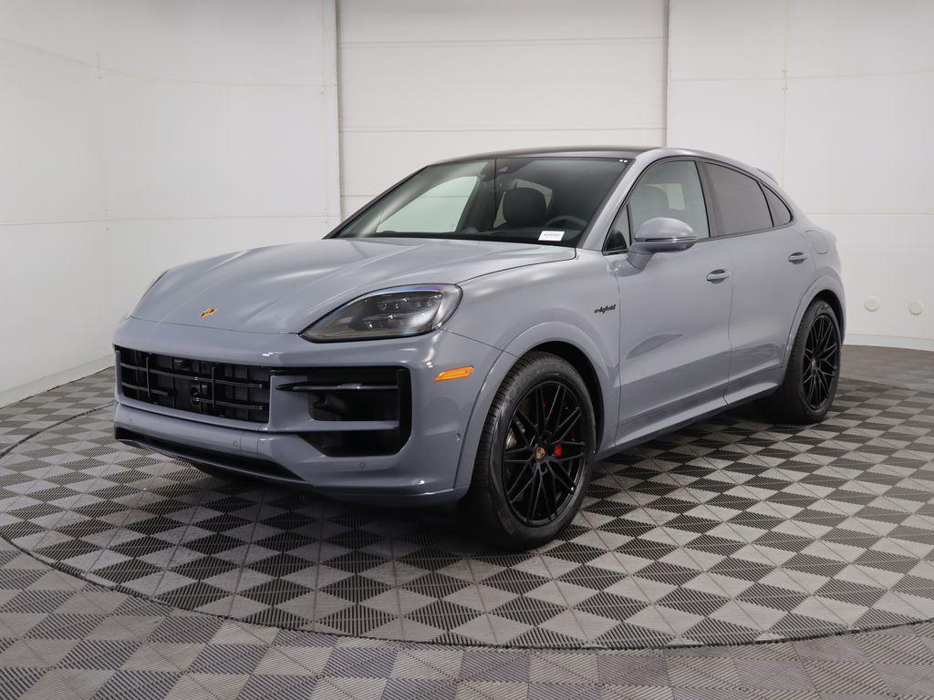 new 2025 Porsche Cayenne car, priced at $147,665