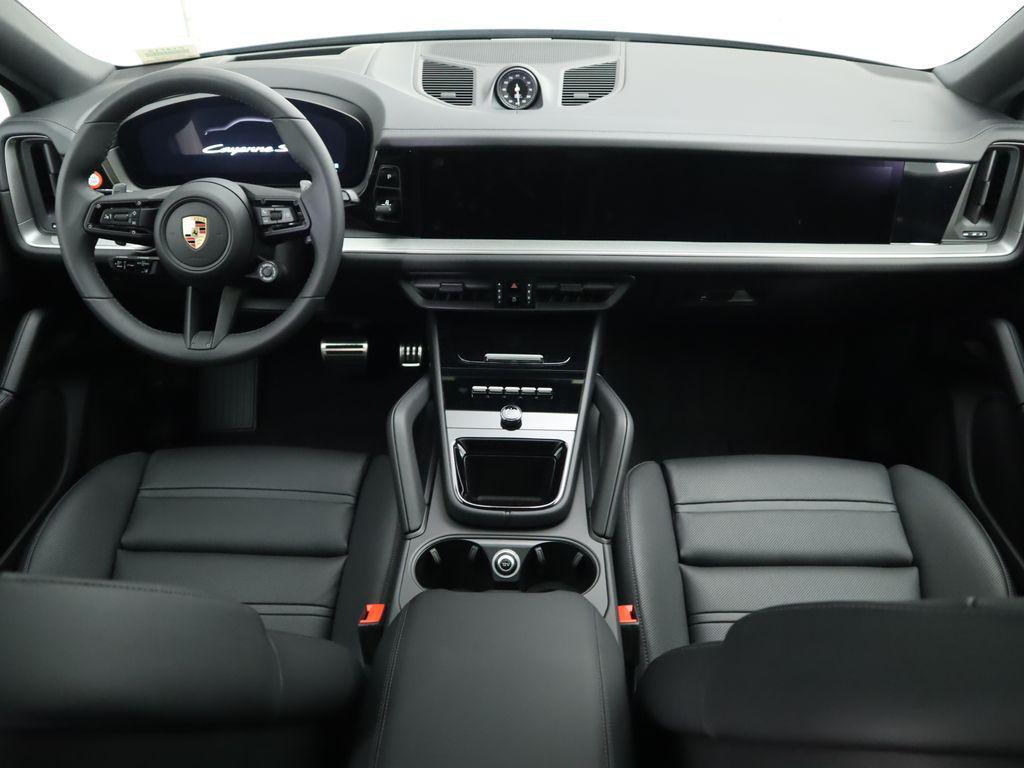 new 2025 Porsche Cayenne car, priced at $147,665