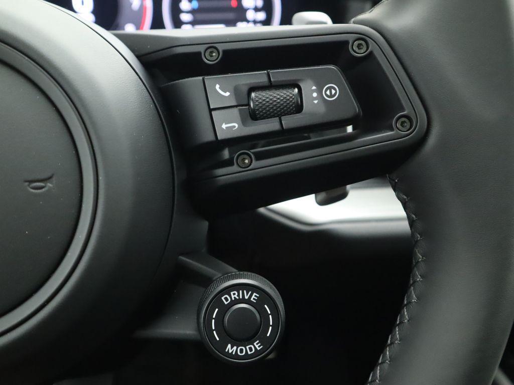 new 2025 Porsche Cayenne car, priced at $147,665