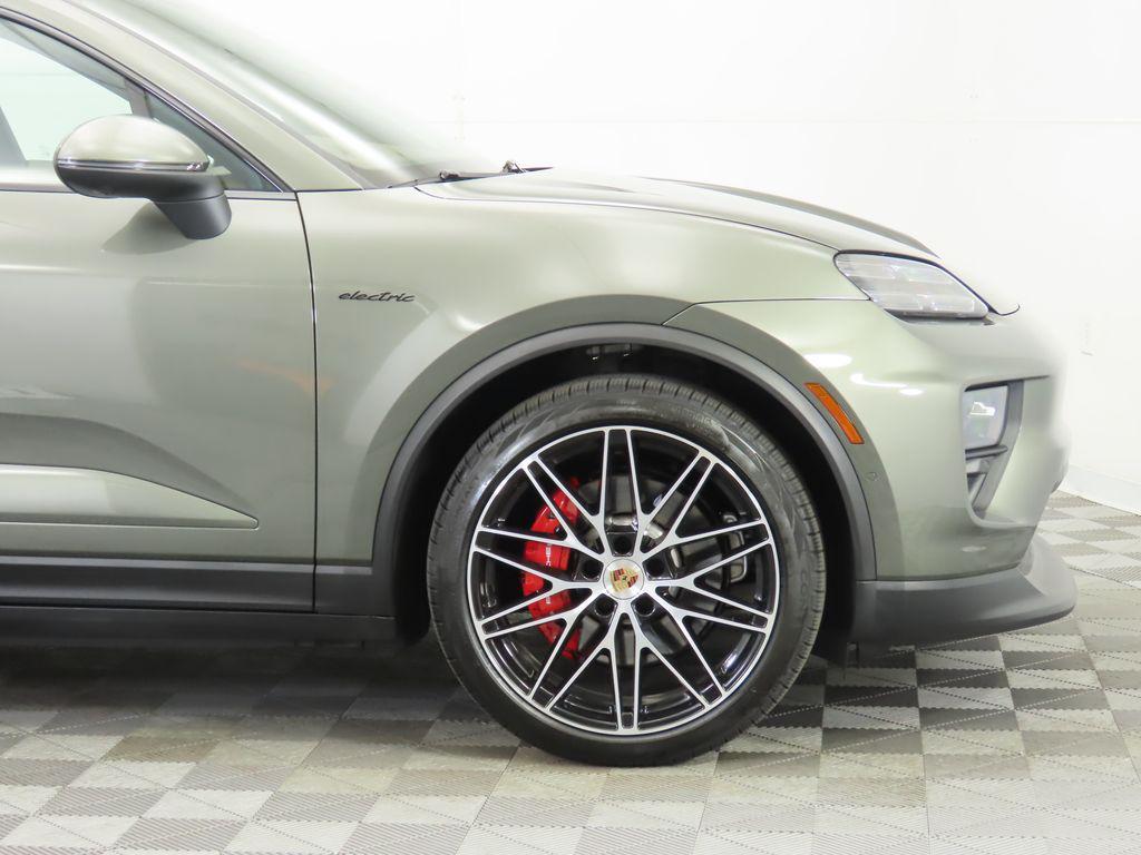 new 2025 Porsche Macan car, priced at $120,905