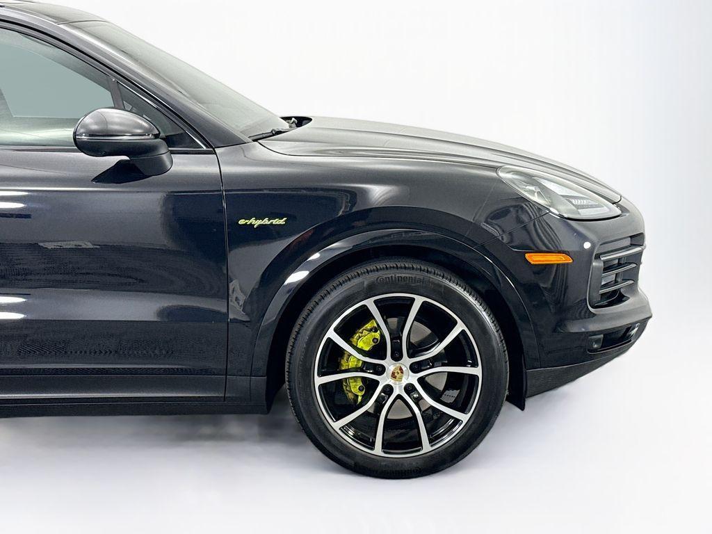 used 2022 Porsche Cayenne car, priced at $79,900