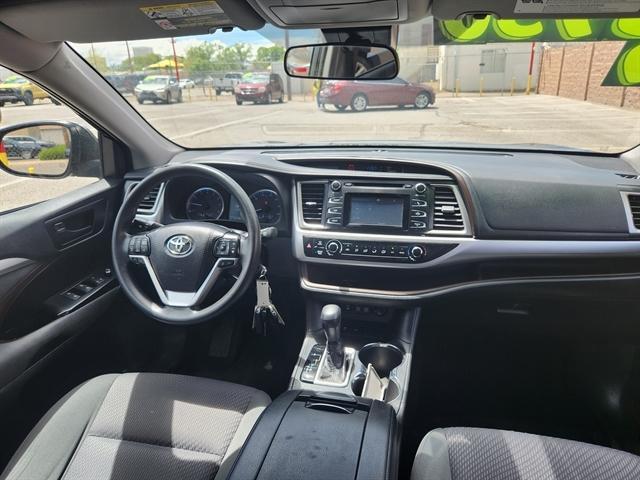 used 2019 Toyota Highlander car, priced at $23,450