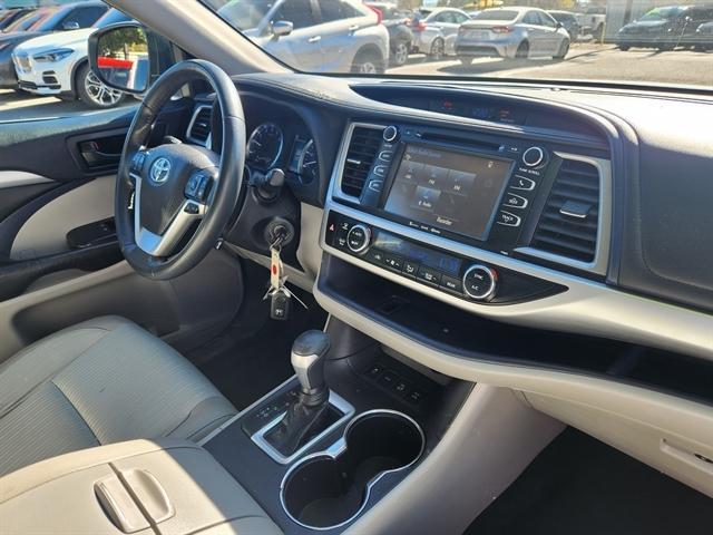 used 2019 Toyota Highlander car, priced at $22,950