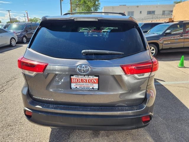 used 2018 Toyota Highlander car, priced at $17,950