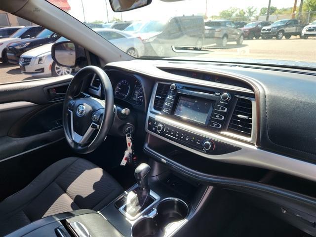 used 2018 Toyota Highlander car, priced at $17,950