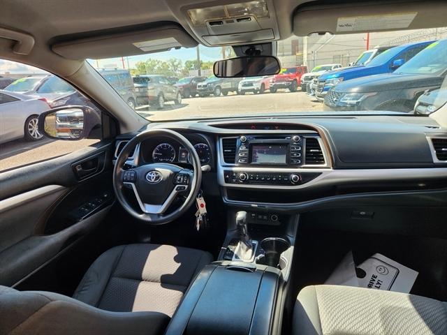 used 2018 Toyota Highlander car, priced at $17,950