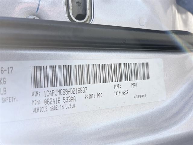 used 2017 Jeep Cherokee car, priced at $12,450