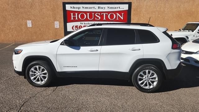 used 2022 Jeep Cherokee car, priced at $20,450