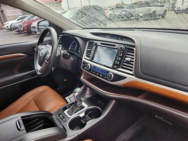 used 2018 Toyota Highlander car, priced at $23,950
