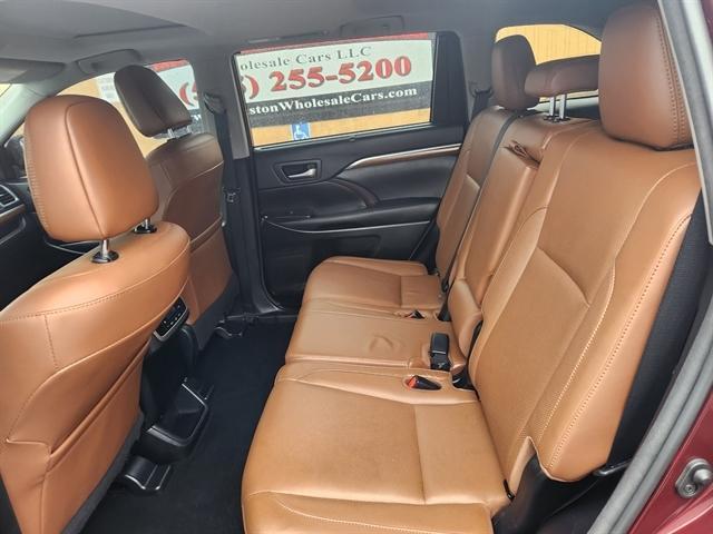 used 2018 Toyota Highlander car, priced at $23,950