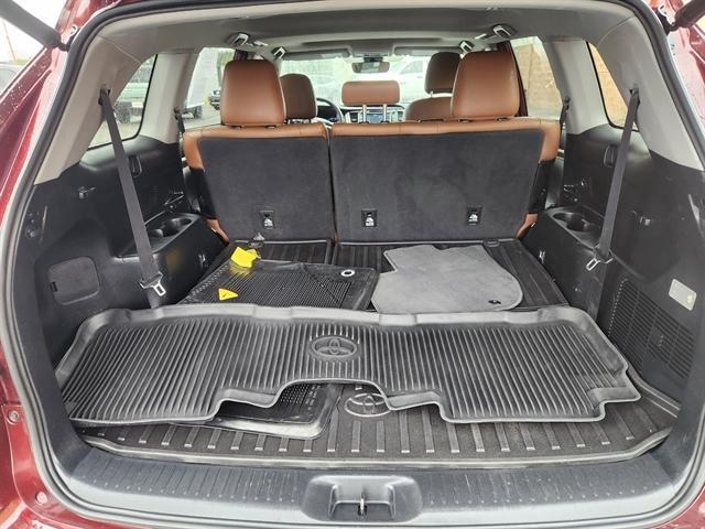 used 2018 Toyota Highlander car, priced at $23,950