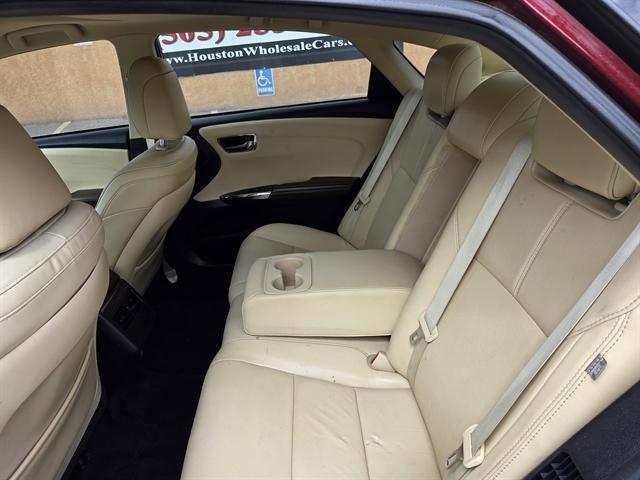 used 2015 Toyota Avalon Hybrid car