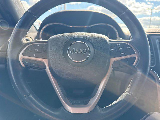 used 2015 Jeep Grand Cherokee car, priced at $12,990