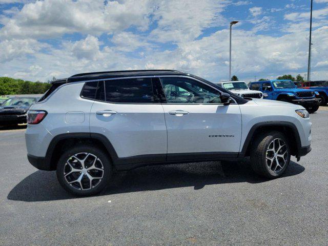 new 2024 Jeep Compass car, priced at $29,991