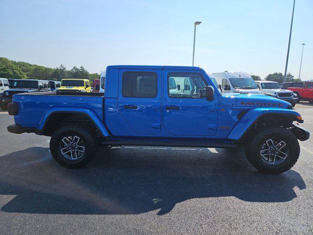 new 2025 Jeep Gladiator car, priced at $48,939