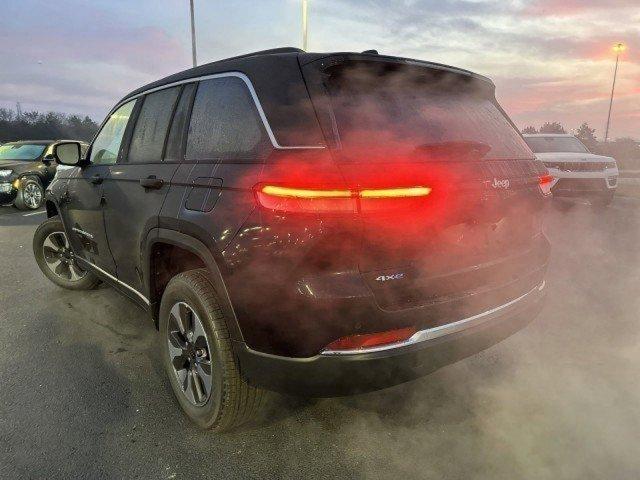 new 2022 Jeep Grand Cherokee 4xe car, priced at $54,998