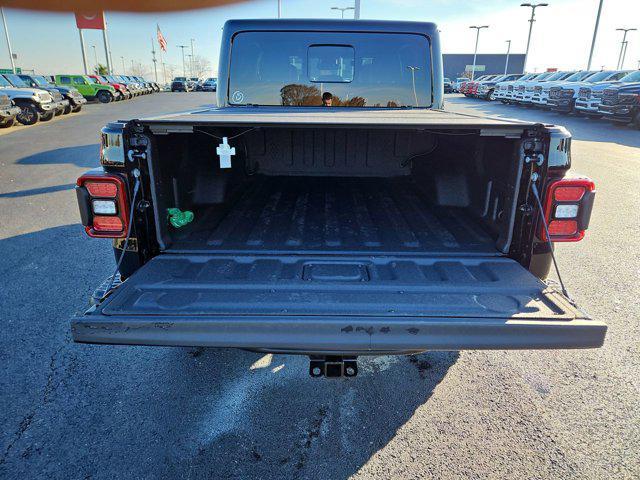 new 2026 Jeep Gladiator car, priced at $63,225