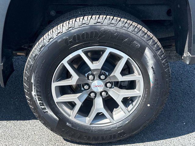 used 2019 GMC Canyon car, priced at $24,975