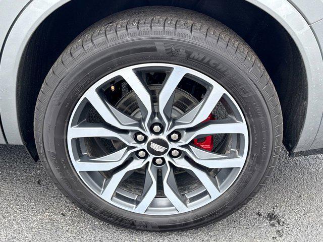 used 2024 Cadillac XT6 car, priced at $50,888