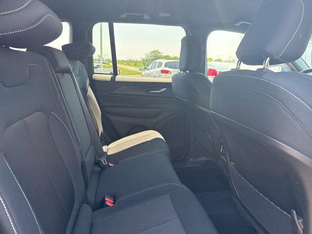 used 2024 Jeep Grand Cherokee car, priced at $31,995