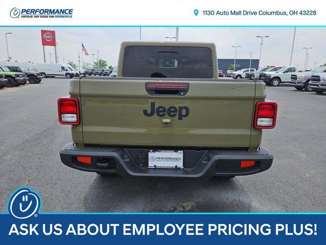 new 2025 Jeep Gladiator car, priced at $50,424