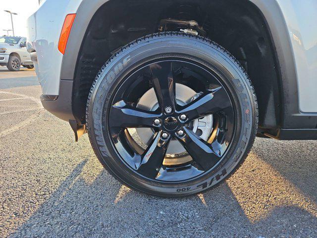 new 2025 Jeep Grand Cherokee L car, priced at $43,875