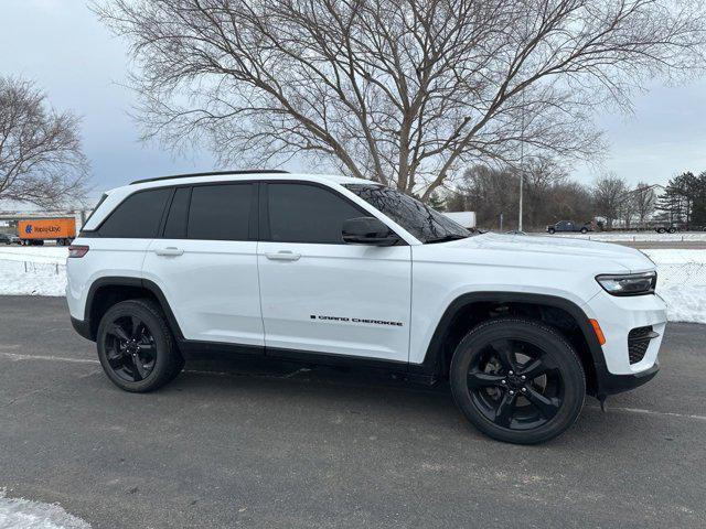 used 2022 Jeep Grand Cherokee car, priced at $26,980