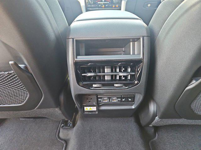 new 2025 Jeep Grand Cherokee car, priced at $44,574
