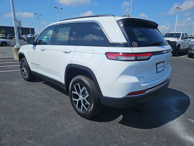 new 2025 Jeep Grand Cherokee car, priced at $44,574