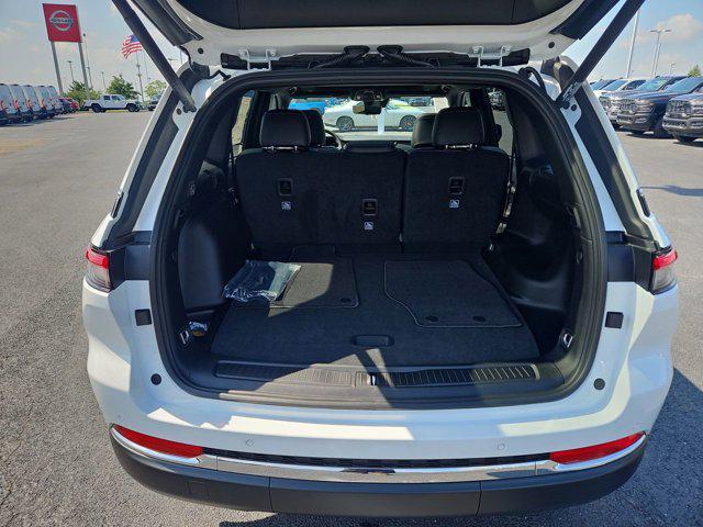 new 2025 Jeep Grand Cherokee car, priced at $44,574