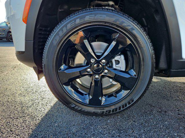 new 2025 Jeep Grand Cherokee L car, priced at $45,025
